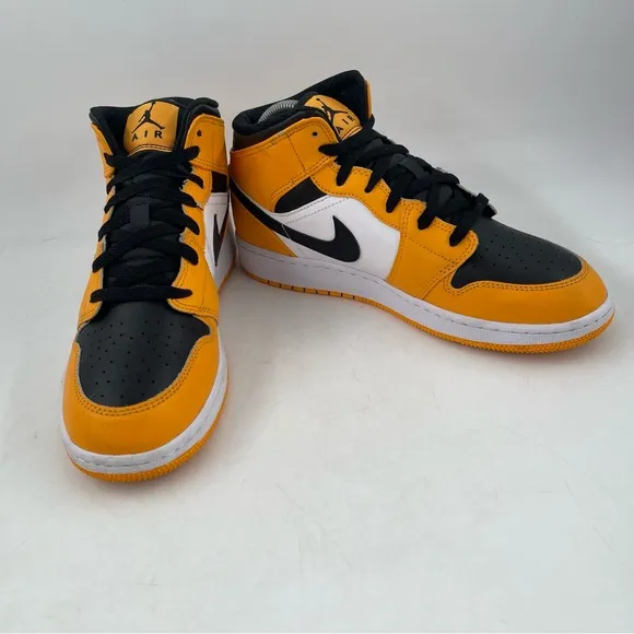 👞 Nike Kids Air Jordan 1 Mid Taxi GS- SZ 6.5Y -554725-701 Yellow Black Sneakers