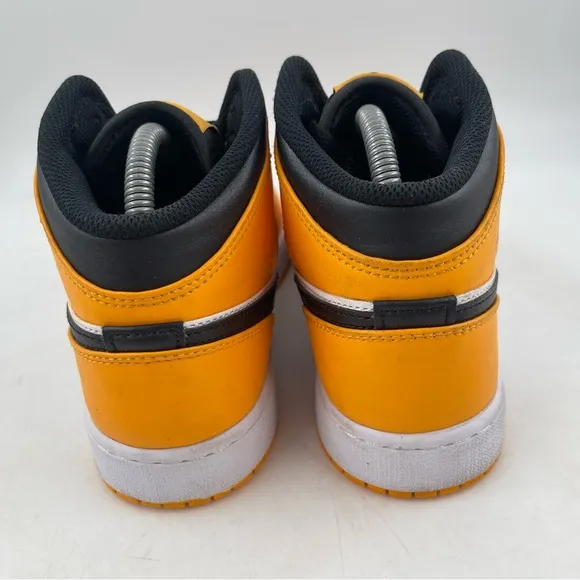 👞 Nike Kids Air Jordan 1 Mid Taxi GS- SZ 6.5Y -554725-701 Yellow Black Sneakers