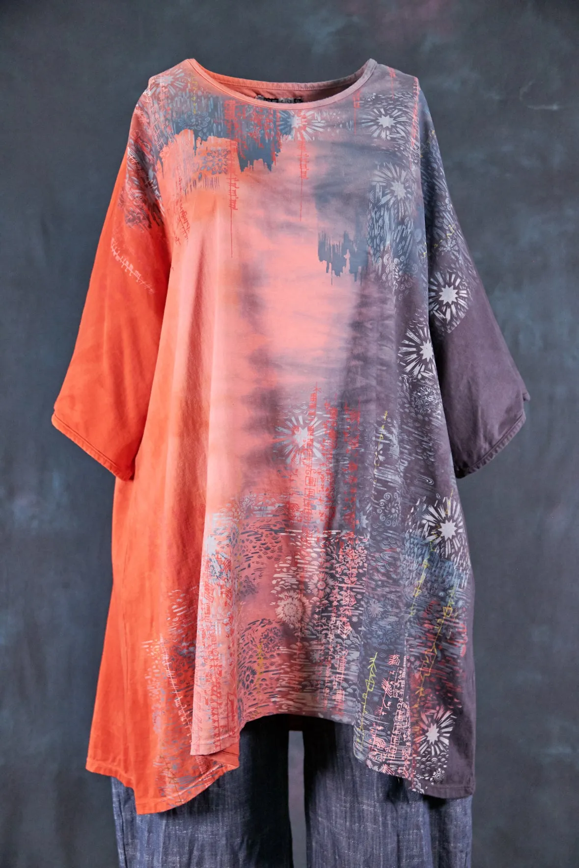 1255HD Art Tunic Flame to Smoke-Mountain Sea Dream
