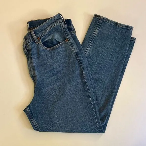 Abercrombie Ankle Straight High Rise Jean