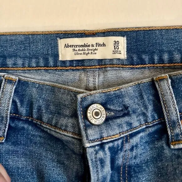 Abercrombie Ankle Straight High Rise Jean