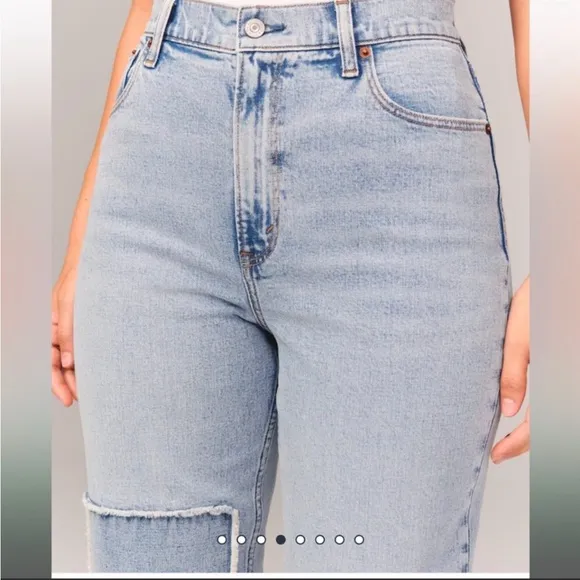 ABERCROMBIE Curve Love Ultra High Rise Ankle Straight Jeans