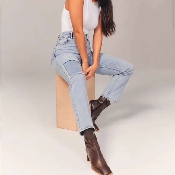 ABERCROMBIE Curve Love Ultra High Rise Ankle Straight Jeans