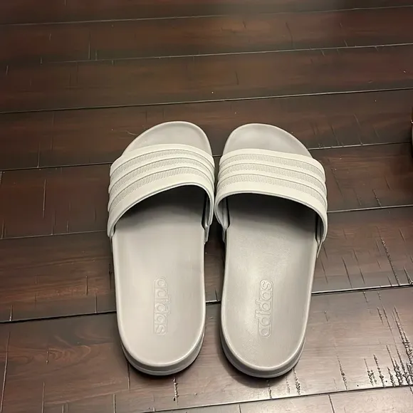 Adidas Adilette Comfort Slides Sandals Shoes new S80977 grey Mens Size 12
