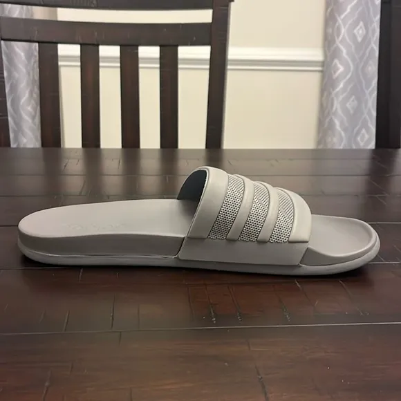 Adidas Adilette Comfort Slides Sandals Shoes new S80977 grey Mens Size 12