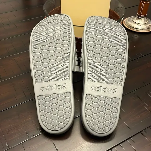 Adidas Adilette Comfort Slides Sandals Shoes new S80977 grey Mens Size 12