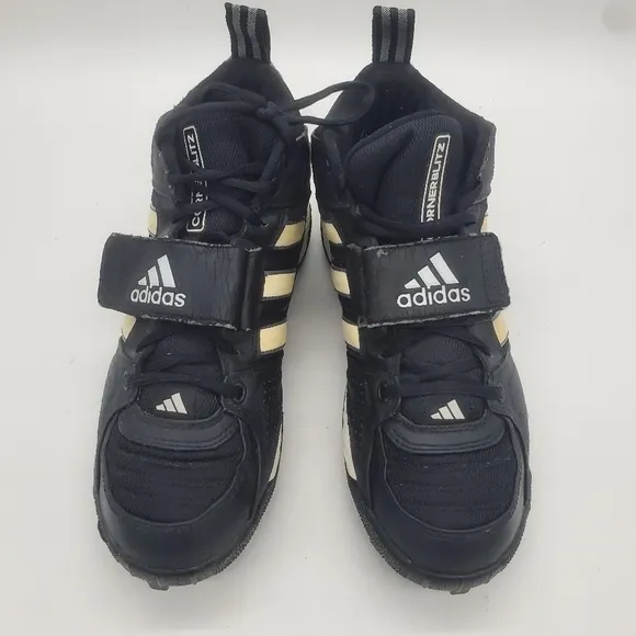 Adidas Corner Blitz 3/4 Men Size 9 Football Cleat Shoes