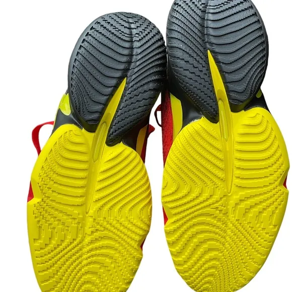 ADIDAS D.O.N. ISSUE #4 BASKETBALL SHOES