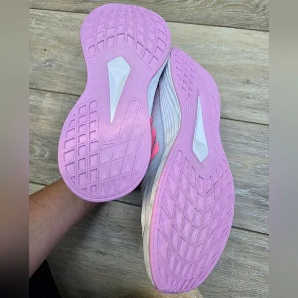 Adidas girls Duramo 10 Youth size 5 pink