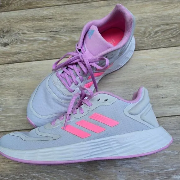 Adidas girls Duramo 10 Youth size 5 pink