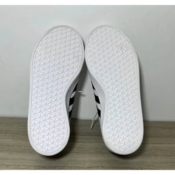 adidas Grand Court Tennis Shoes in Cloud White / Core Black, Kids Size 3.5