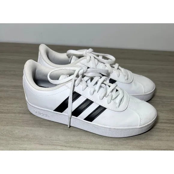 adidas Grand Court Tennis Shoes in Cloud White / Core Black, Kids Size 3.5