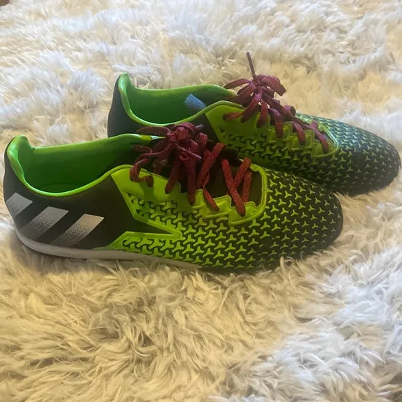 Adidas men indoor soccer shoes