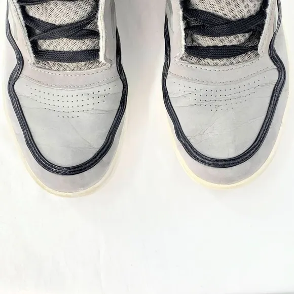 Adidas Men Sneakers V22805 Basketball Gray Leather High Top Sz 6.5