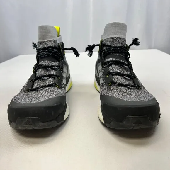 Adidas Men's Terrex Free Hiker Primeblue High Top Shoes Gray/Multi Size 15