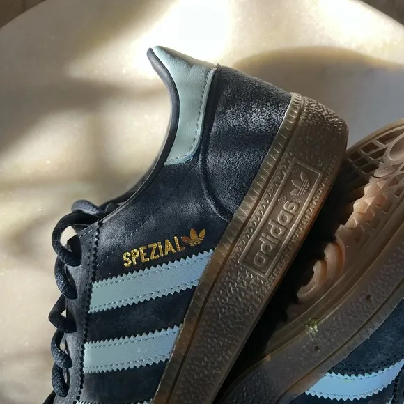 ADIDAS Originals Handball Spezial Sneakers in Navy | Size US MEN 6 / US WOMEN 7