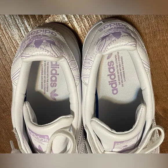 Adidas Originals Superstar Series Paisley White Purple Glow shoe sneaker sz 8.5