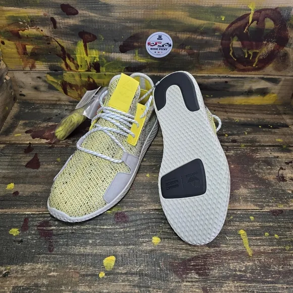 Adidas Pharrell Williams Tennis Shoes BB9543‎ HU Yellow Sz 9 New