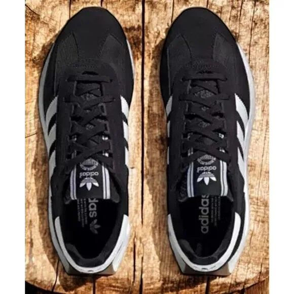 Adidas Retropy Black White Boost Ultra Run Shoes Mens 11.5 New Fast Shipping