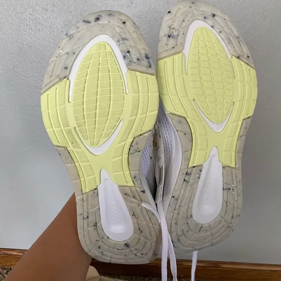Adidas Shoes Women’s Size 7.5 EQ21 White Running Walking Workout Training