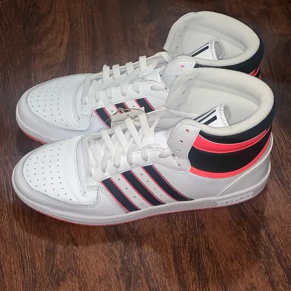 Adidas size 10.5 top ten hi