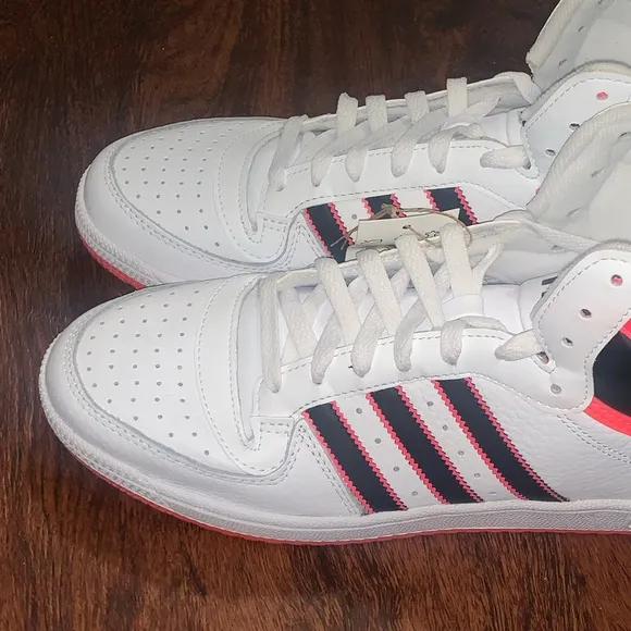 Adidas size 10.5 top ten hi