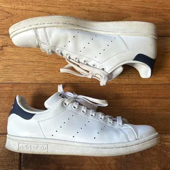 Adidas Stan Smith Sneakers Tennis Shoes White Dark Blue Leather Womens Size 8