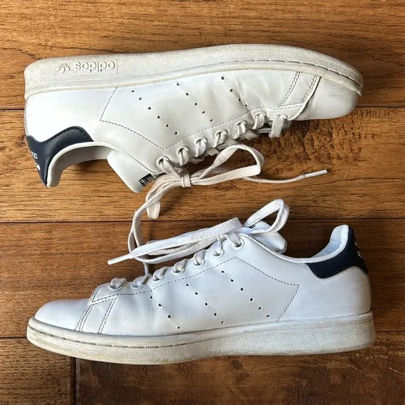 Adidas Stan Smith Sneakers Tennis Shoes White Dark Blue Leather Womens Size 8