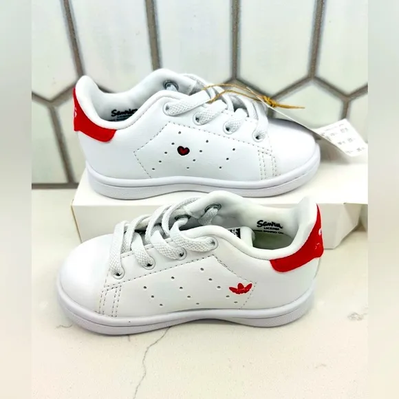 Adidas Stan Smith x Hello Kitty Toddler / Baby Sneaker - 5C - Tennis Shoes
