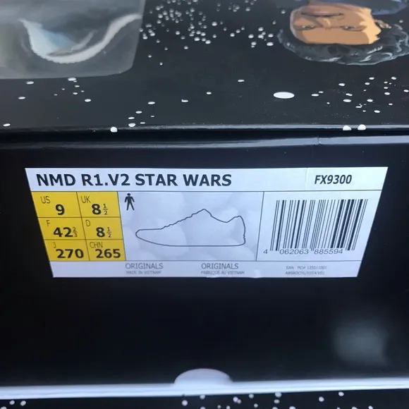 Adidas Star Wars men’s tennis shoes May the Fourth Be With You.Great for School