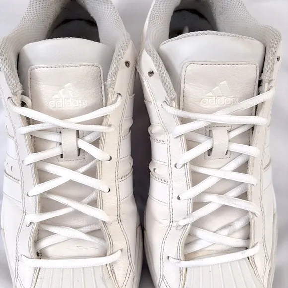 Adidas Superstar Trainers White Sneakers Lace Up Low Top Athletic Shoes Men’s 9