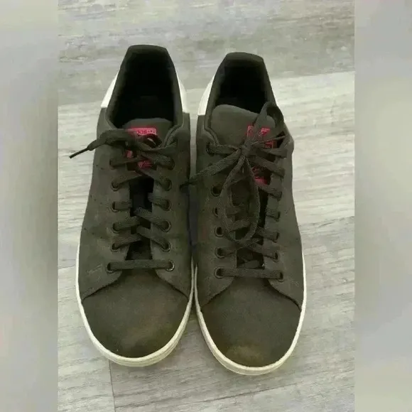 Adidas tennis shoes for W/M