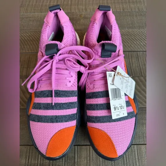 Adidas Trae Young 2 Men’s Sneaker Size 9.5/Women’s Size 10.5 (NWT)