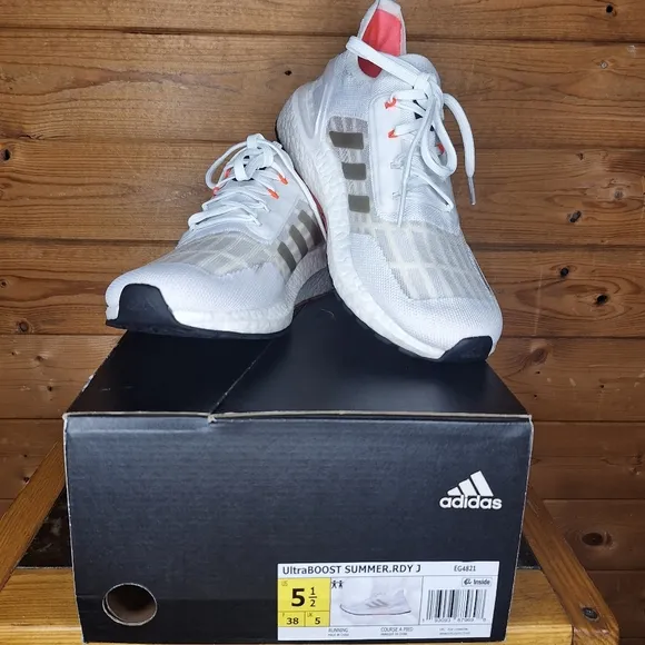Adidas UltraBoost Summer.Rdy White Solar Red  Athletic Shoes Size 5.5 =7 Women's