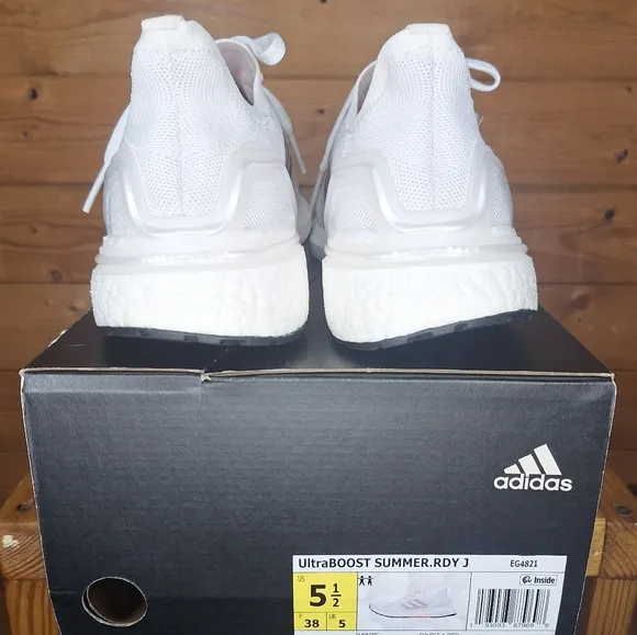 Adidas UltraBoost Summer.Rdy White Solar Red  Athletic Shoes Size 5.5 =7 Women's