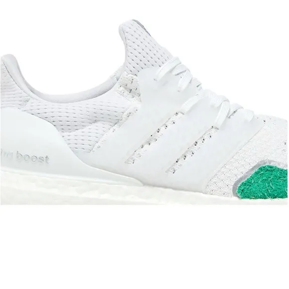 Adidas women’s size 7 1/2 men’s size 6 1/2 Ultraboost 19 White and Green Shoes