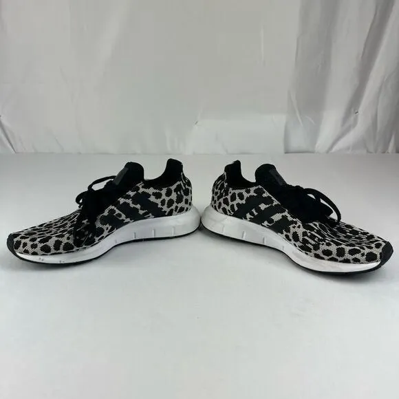 Adidas *RARE* Animal Print Swift Run Tennis Shoes Sneakers Women’s Size 8.5