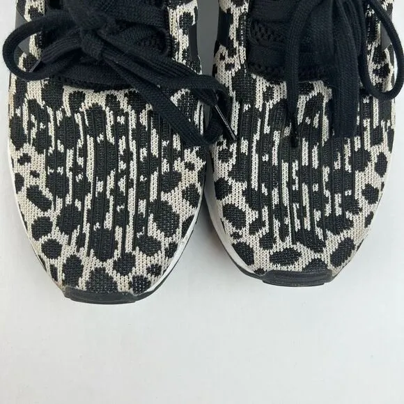 Adidas *RARE* Animal Print Swift Run Tennis Shoes Sneakers Women’s Size 8.5