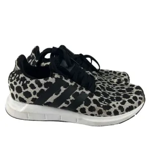 Adidas *RARE* Animal Print Swift Run Tennis Shoes Sneakers Women’s Size 8.5