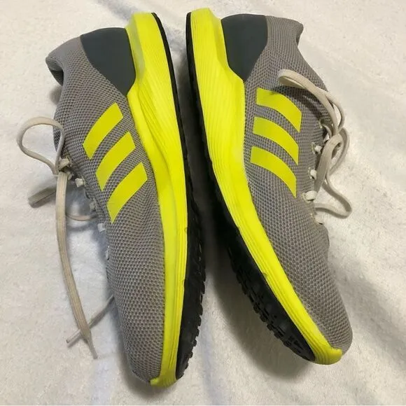 ADIDAS RUNNING SHOES COSMIC 1.1m