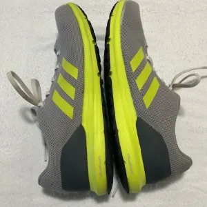ADIDAS RUNNING SHOES COSMIC 1.1m