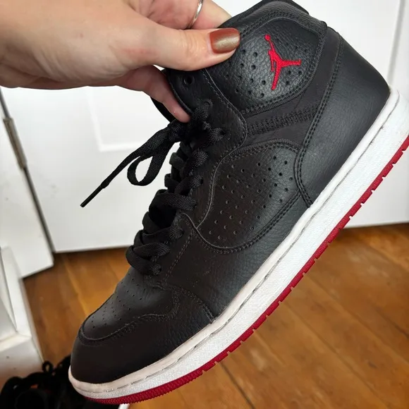 Air Jordan sneakers Access Black new 10.5 Basketball Shoes Michael Jordan