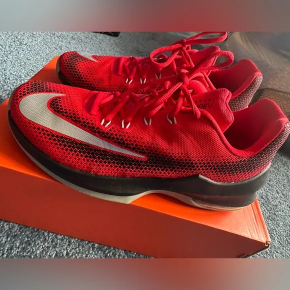 Air Max Infuriate Low 'University Red'; Men’s 9