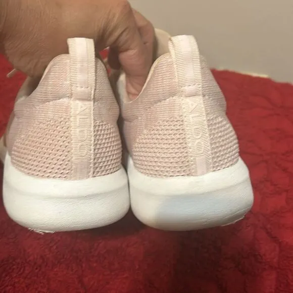 Aldo size 7.5 blush pink and white tennis shoes preloved ❤️
