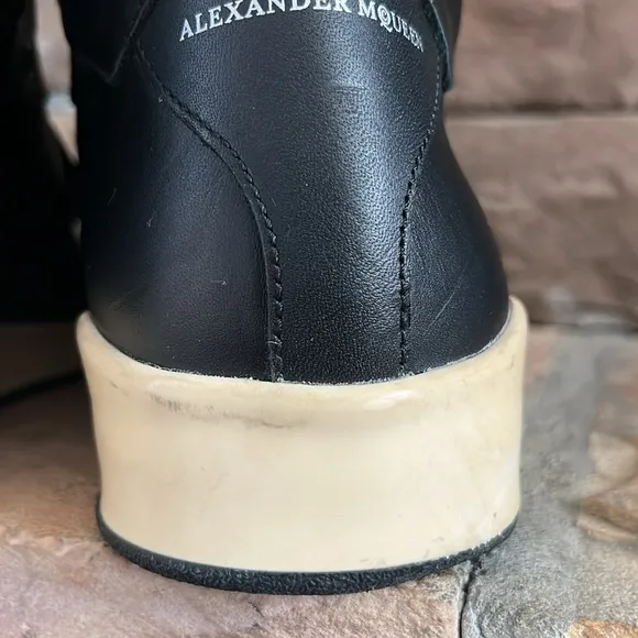 Alexander McQueen‎ Black Leather Studded High Top Sneaker / SZ 42.5 or 9.5