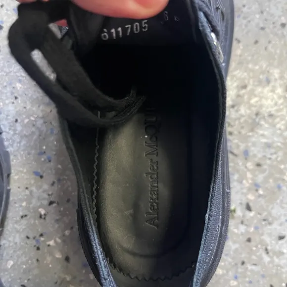 Alexander McQueen Thread Black Sneakers Women’s Size 5
