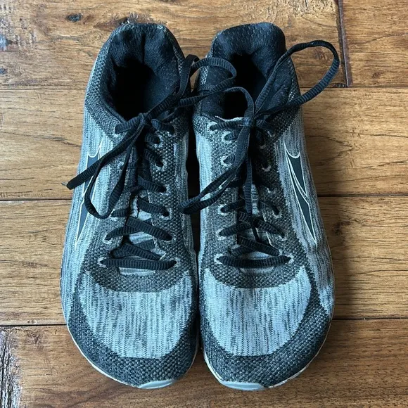 Altra Escalante Road Running Shoes Foot Shape Zero Drop Gray Black Womens 8.5