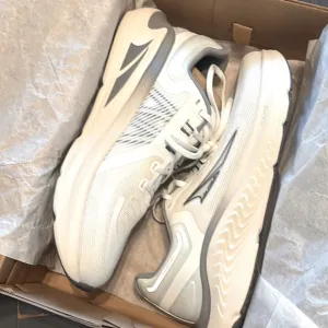 Altra Paradigm White Gray Athletic Shoes