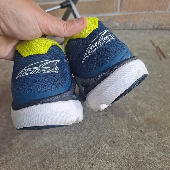 Altra Provision 4.0 Men's Size 14 Running Shoes Blue Yellow Foot Shape