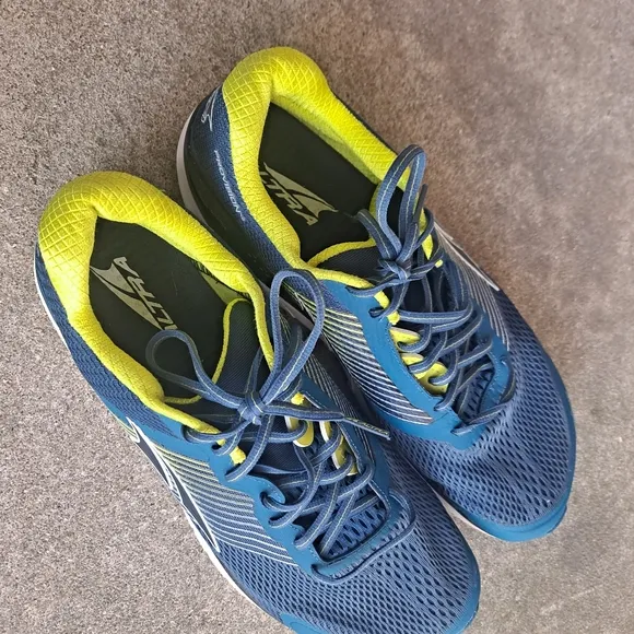 Altra Provision 4.0 Men's Size 14 Running Shoes Blue Yellow Foot Shape